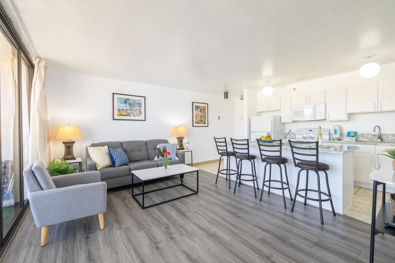 Waikiki Escapade Mountain Views Condo, Steps To Beach With Parking Perk Honolulu Buitenkant foto