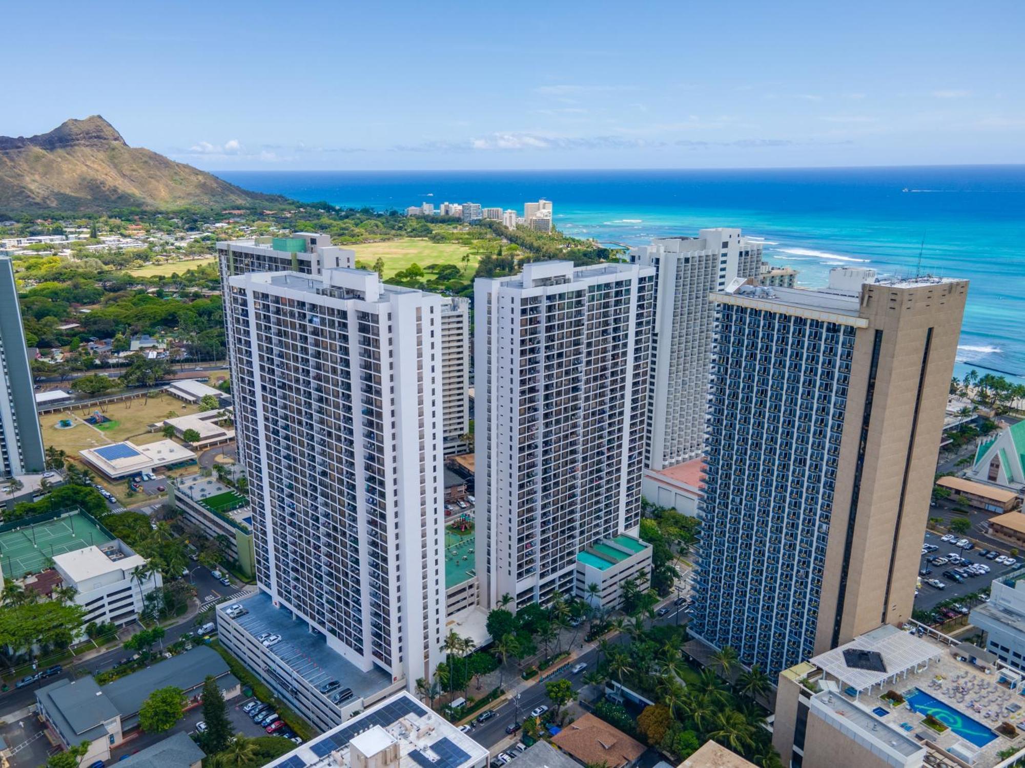 Waikiki Escapade Mountain Views Condo, Steps To Beach With Parking Perk Honolulu Buitenkant foto