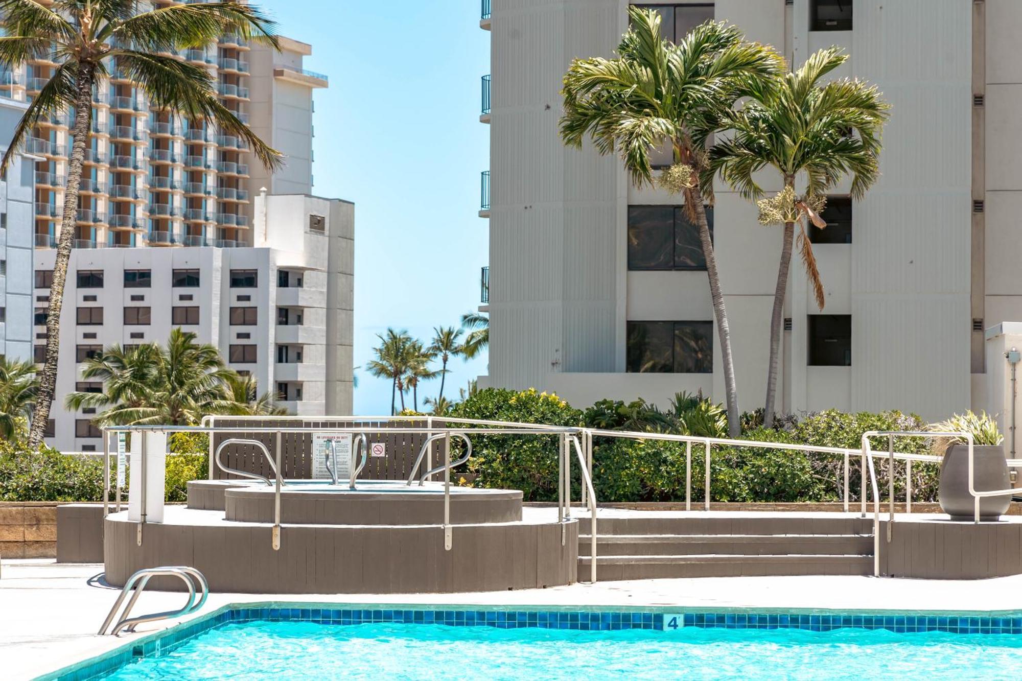 Waikiki Escapade Mountain Views Condo, Steps To Beach With Parking Perk Honolulu Buitenkant foto