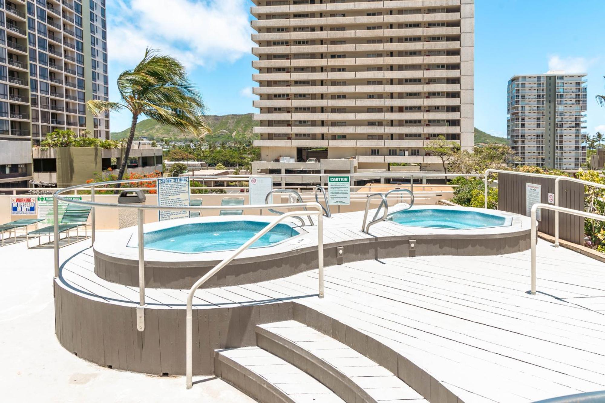 Waikiki Escapade Mountain Views Condo, Steps To Beach With Parking Perk Honolulu Buitenkant foto