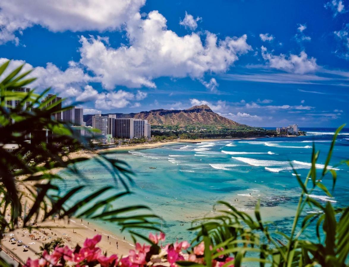 Waikiki Escapade Mountain Views Condo, Steps To Beach With Parking Perk Honolulu Buitenkant foto